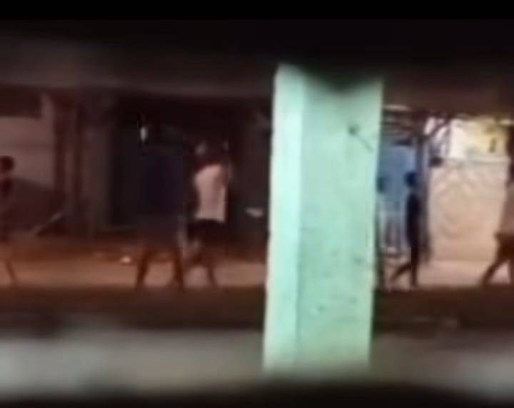 Kelompok Gemot Perang Batu dan Sajam di Tanjung Morawa