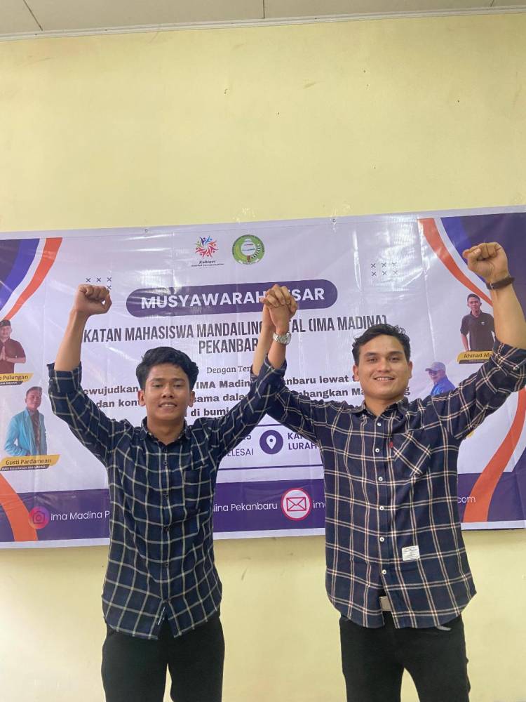 Gusti Pardamean Nasution dan Aidul Wahyu Nasution Ketua dan wakil Ketua Umum IMA Madina Pekanbaru