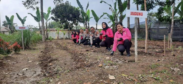 Polres Simalungun Luncurkan Program Pekarangan Pangan