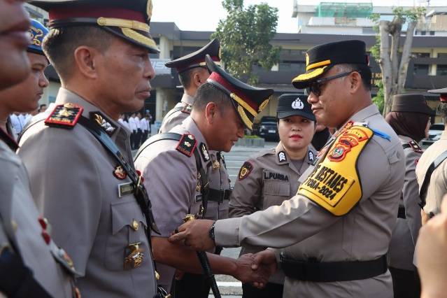 Kapolrestabes Medan Pimpin Sertijab Sejumlah PJU dan Kapolsek