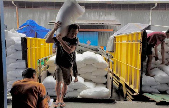 BULOG Jabar Targetkan Penyerapan Beras 562.000 Ton