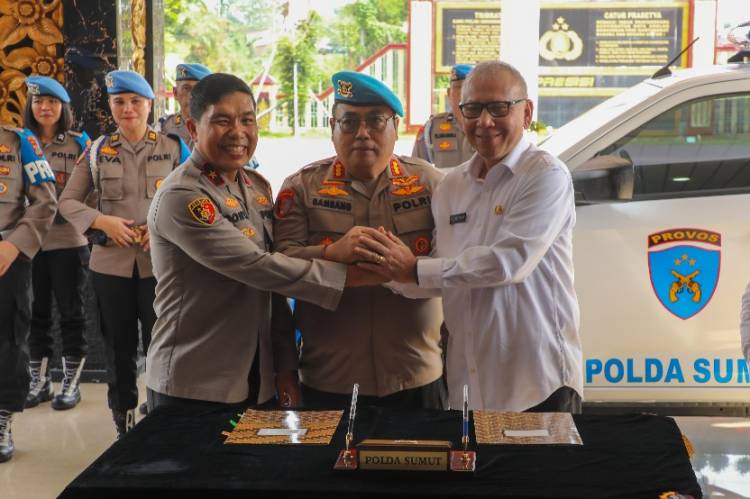 Dihibahkan Mobil, Propam Sumut Diharapkan Mampu Tekan Pelanggaran Anggota