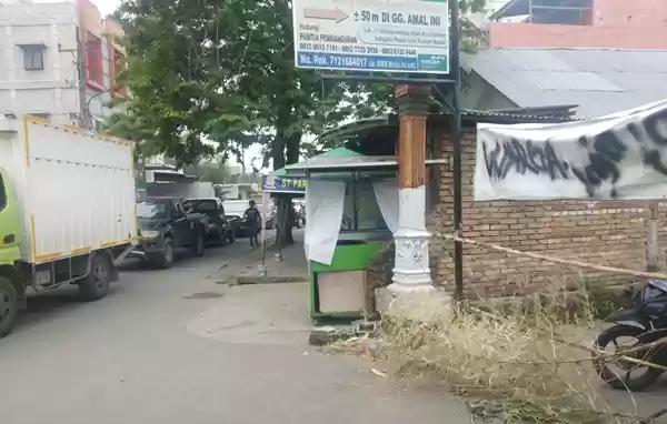Cegah Penyebaran Corona, Warga Medan Inisiatif Tutup Jalur Alternatif