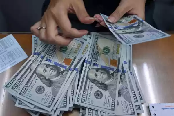 Dolar AS Tersungkur hingga 1%, Karena Lima Bank Sentral Lakukan Pelomggaran