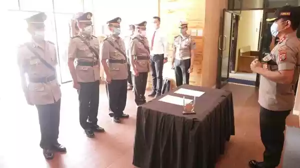 Jabatan Dua Kapolsek di Jajaran Polres Simalungun Diserahterimakan