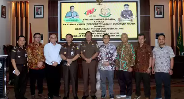 PT Nindya Karya (Persero) dan Kejatisu Tandatangai Perjanjian Kerjasama Bidang Datun