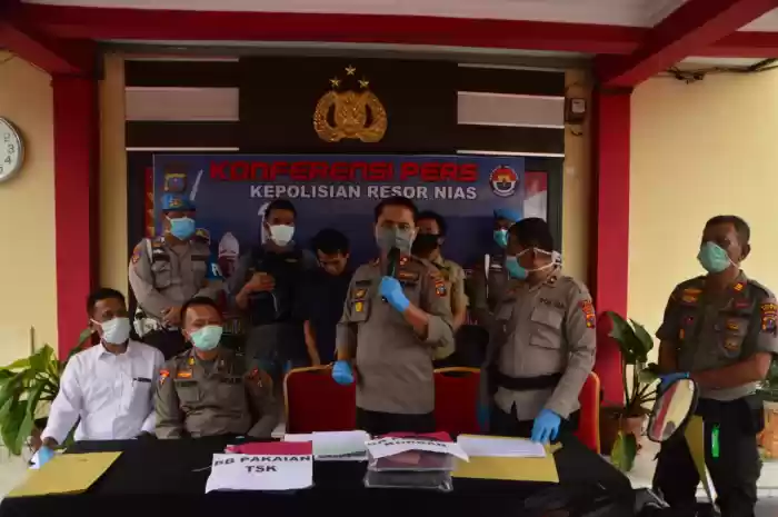 Pengaruh Alkohol, RW Tikam Ama Fita karena Cekcok Mulut