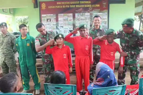 Satgas Pamtas Yonif Mekanis Raider 411 Kostrad Gelar &ldquo;Wisata Militer"di Perbatasan RI-PNG