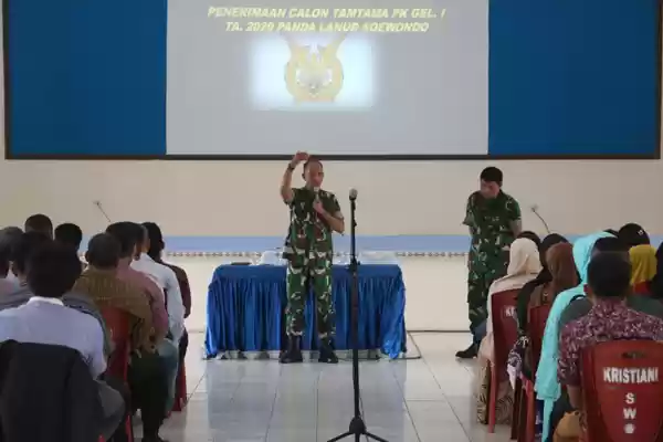 Danlanud Soewondo Beri Pengarahan pada Casis Tamtama PK TNI AU Gelombang I TA. 2020