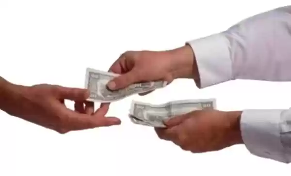 OJK : Kelonggaran Kredit Diberikan pada Debitur Prioritas