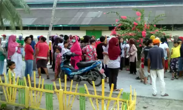 Bhabinkamtibmas Polsek Perbaungan Ajak Warga Patuhi Maklumat Kapolri