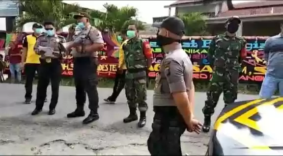 Tak Hiraukan Maklumat Kapolri, Acara Hajatan Kades Dibubarkan Kapolsek
