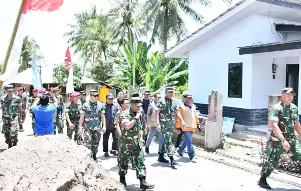 Kasum TNI Tinjau Rehab Rekonstruksi Hunian di NTB
