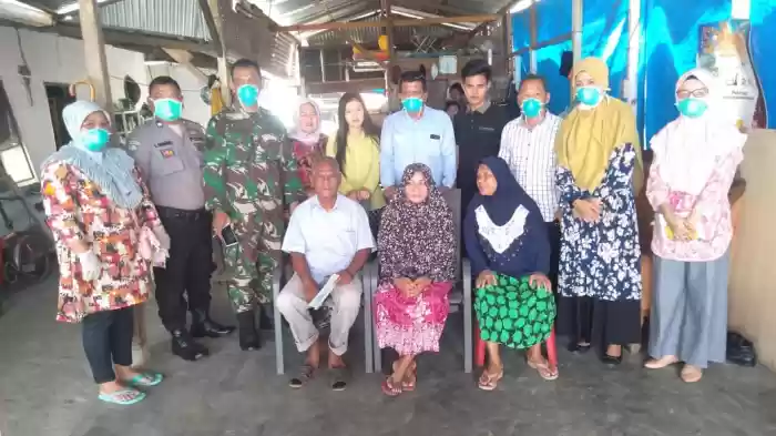 Terkait Corona, Enam Warga Deli Tua Diperiksa Tim Kesehatan Kec. Deli Tua