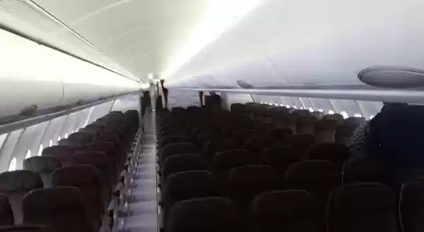 Puluhan Ribu Pekerja Maskapai PHK Sementera Waktu, Akibat Virus Corona