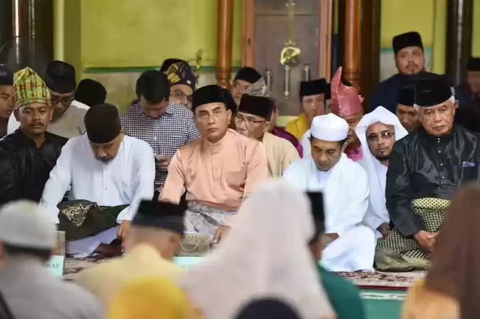  Gubernur Ajak Masyarakat Mengenang Tengku Amir Hamzah