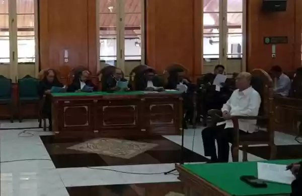 Kuasa Hukum Eldin Sebut Dakwaan KPK Kabur