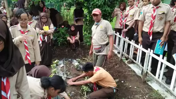 Brigif Para Raider 18/SEY Edukasi Pelajar Budidaya Pertanian dan Perikanan