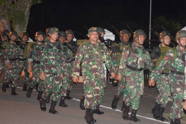 Yonif 123/Rajawali Memelihara Ketahanan Fisik dan Jiwa Korsa Prajurit dengan Hanmars Malam