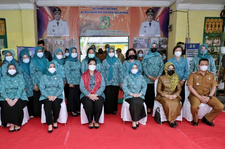 Kahiyang Ayu Minta TP PKK Kota Medan Dukung dan Wujudkan Program Satu Kelurahan Satu Sentra Usaha