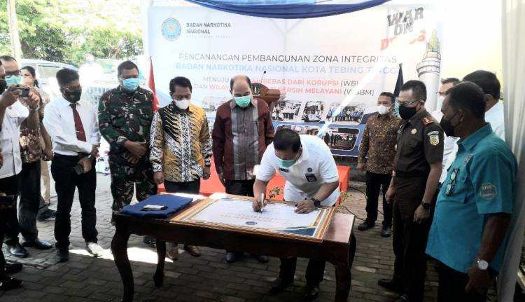 BNN Kota Tebingtinggi Canangkan Zona Integritas WBK dan WBBM