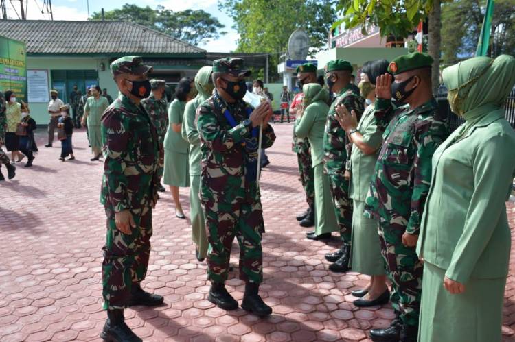 Pangdam I/BB Kunjungi kodim 0206/ Dairi