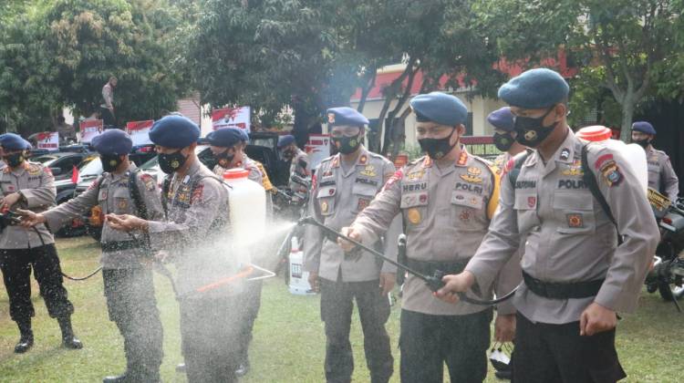 Quick Response, Dansat Brimob Poldasu Cek Kesiapan dan Perlengkapan Antisipasi Bencana