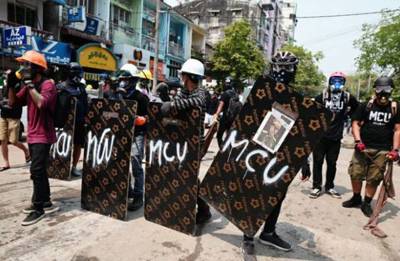 Banyak Korban Tewas di Myanmar, Melawan Junta Militer