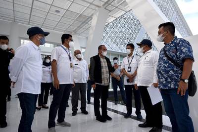 Gubernur Edy Rahmayadi Tinjau Progres  Pembangunan Gedung VIP Bandara Kualanamu