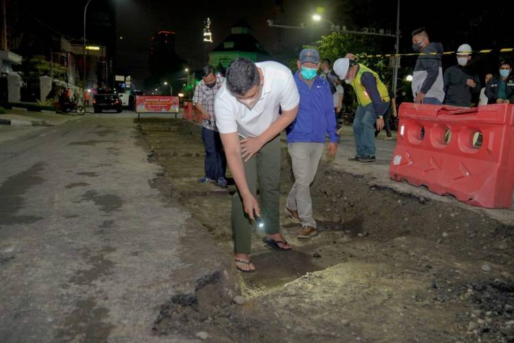 Bobby Nasution Minta Sub Drain Jalan Balai Kota - Jalan Putri Hijau Dibongkar