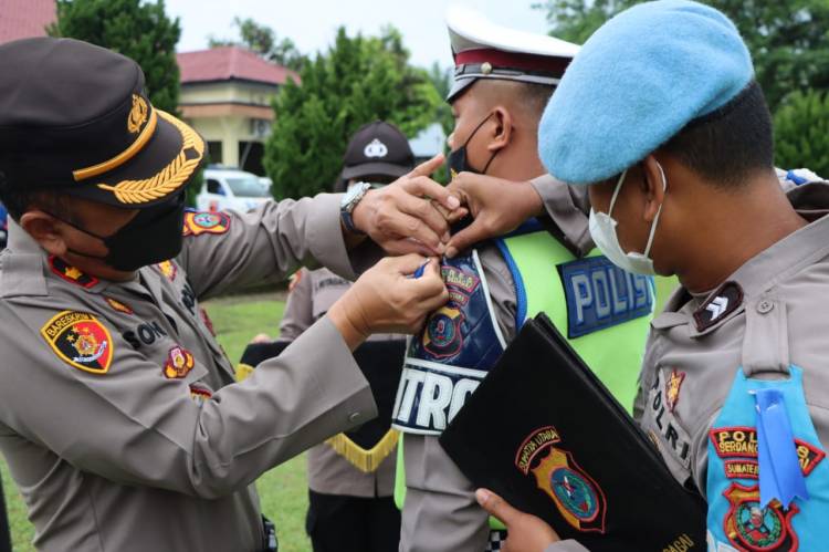 Kapolres Sergai Pimpin Gelar Pasukan  Operasi Keselamatan Toba 2022