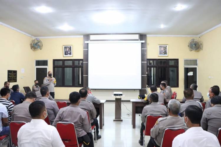 Jelang Pilkades, Kapolres Sergai Tekankan Anggota Agar Laksanakan Tugas Sesuai SOP