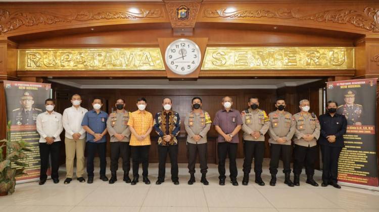 Tingkatkan Sinergitas, Kepala BNPT Kunjungi Polda Jatim