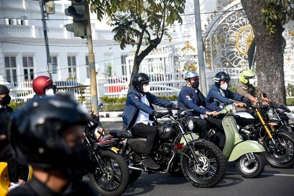Edy &ndash; Ijeck Bersama Bupati/Walikota Kompak Naik Sepeda Motor ke Acara Musrenbang