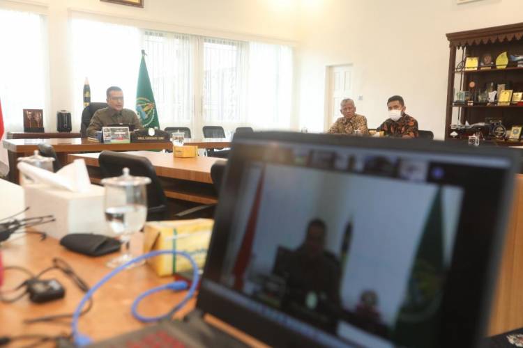Pos Indonesia Adakan Webinar Edukasi Digital Bisnis UMKM, Bumdes dan Koperasi, Wagubsu Sampaikan Rasa Syukur