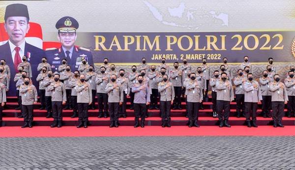 Kapolri Minta Seluruh Personel Tanamkan Nilai Tribrata dan Catur Prasetya
