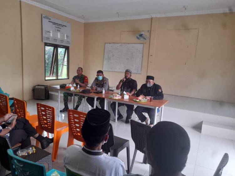 Himbau Taat Prokes Saat Bulan Ramadhan, Polsek Beringin Rakor Dengan BKM Masjid