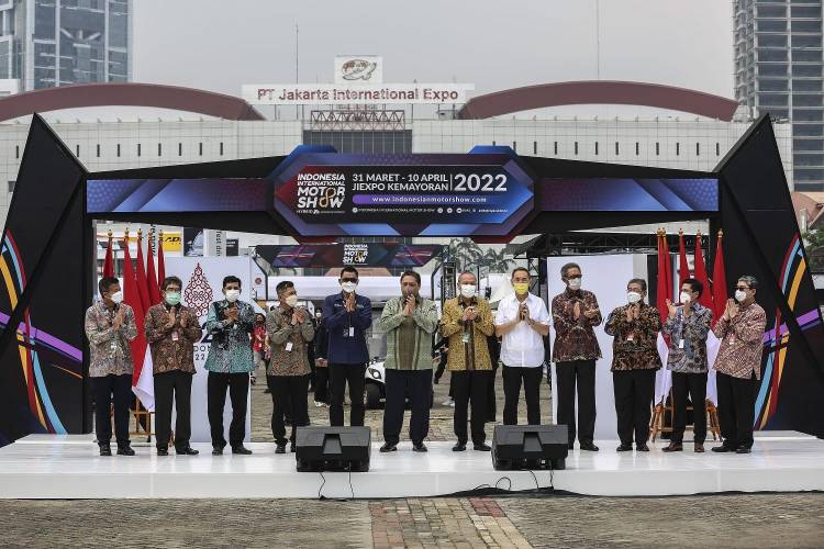 PLN Siap Berkolaborasi untuk Kembangkan Kendaraan Listrik di Indonesia