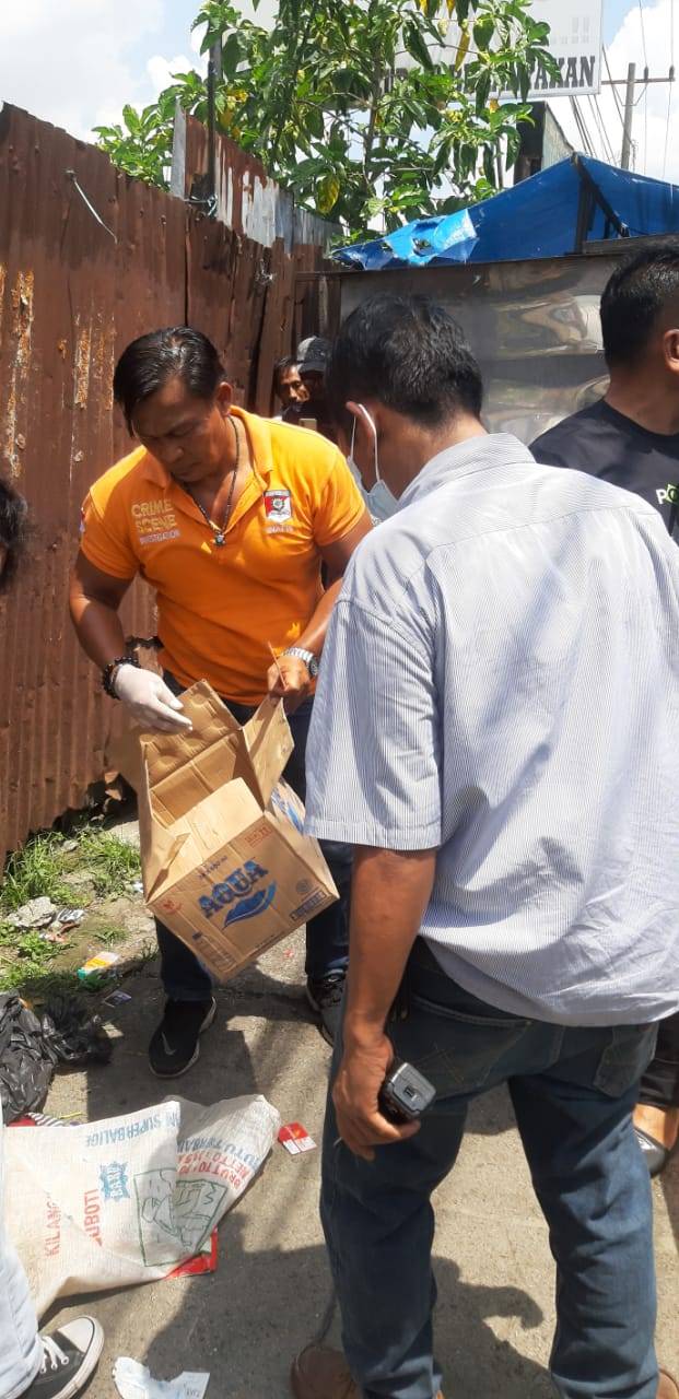 Bayi Perempuan Siapa Ini,  Tega di Buang Diatas Trotoar