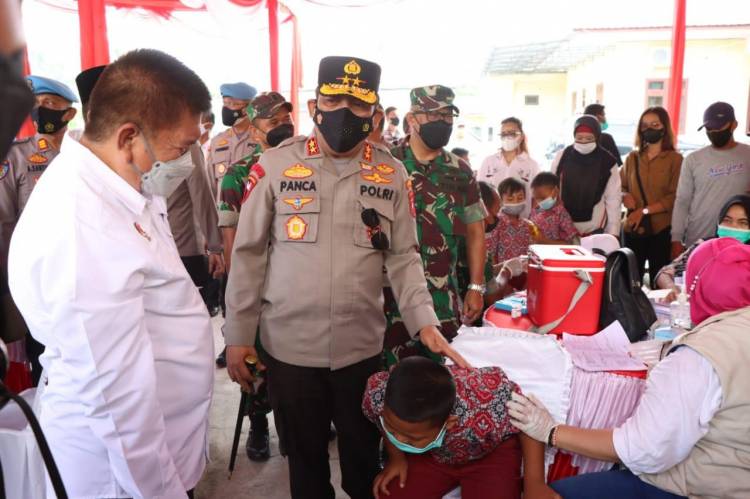 Kapolda Sumut Hadiri Giat Vaksinasi Serentak Indonesia di Polres Sergai
