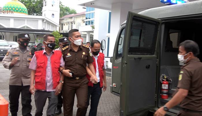 Sepekan Lebih Menjabat, Kajatisu Idianto Tahan Empat Terdakwa Dugaan Korupsi Dana Covid-19 Samosir