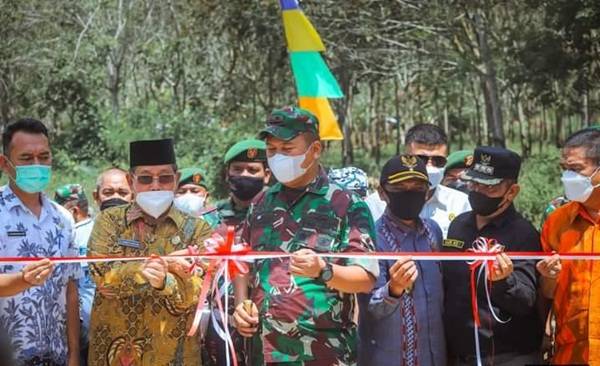 Desa Labuhan Rasoki Resmi Menjadi Kampung Pancasila