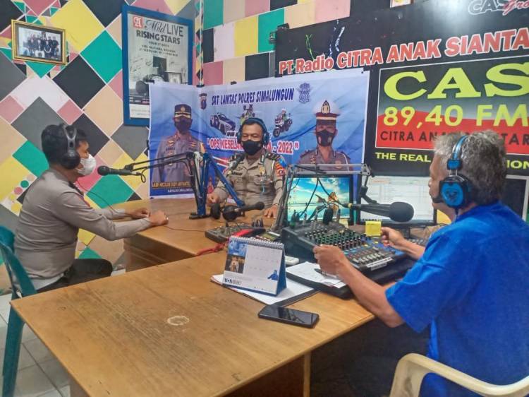 Kasat Lantas Polres Simalungun Pimpin Sosialiasi dan Himbauan Tertib Berlalulintas Serta Penerapan Prokes