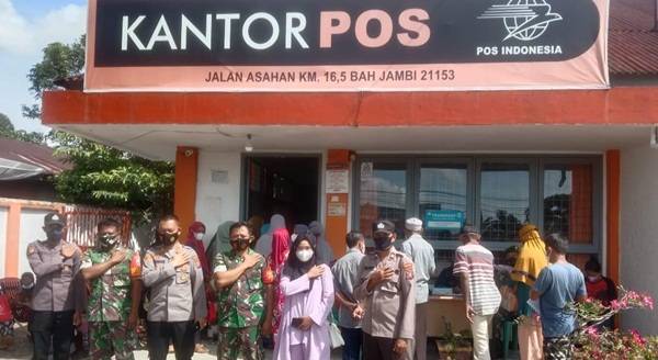 Polres Simalungun Manfaatkan Kantor Pos untuk Optimalisasi Vaksinasi Lansia