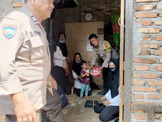 Kapolsek Sei Tualang Raso Peduli Anak Stunting