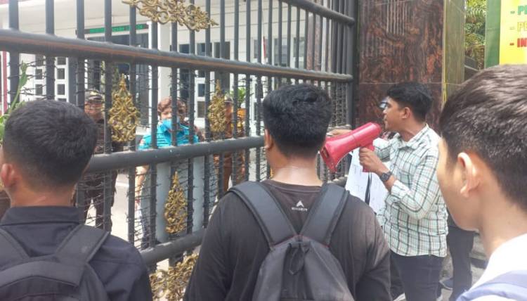 JMI Aksi Unjuk Rasa ke Kejatisu Terkait Dugaan Pungli Anggota DPRD Sumut