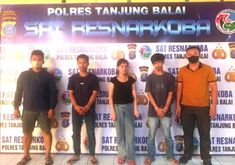Terdakwa Pil Ekstasi Divonis Bebas, Kenapa Bisa...?