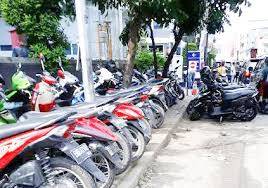 LAPOR!!! Pungli Parkir di Depan RS Murni Teguh Meresahkan