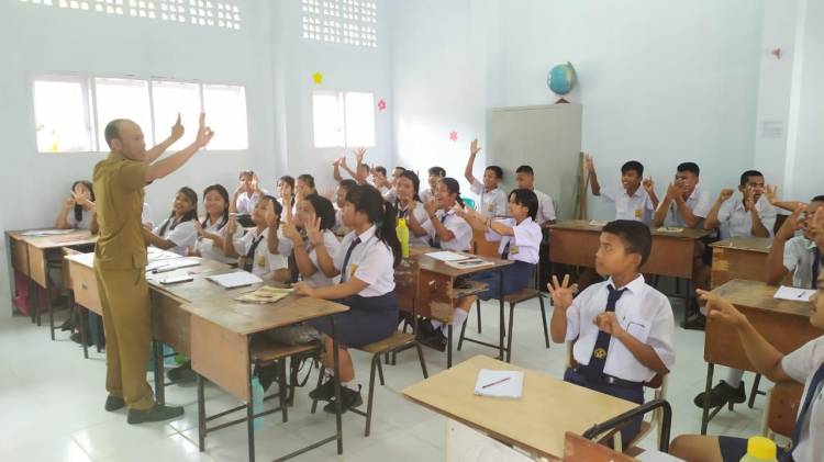 Sekolah Terisolir di Humbahas Nikmati Pembelajaran Metode Gasing
