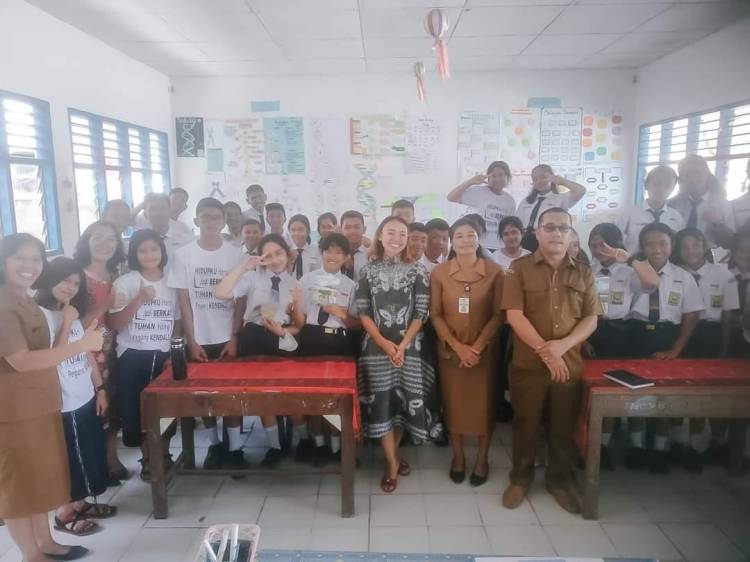 Alumni SMPN 1, Ketua TP PKK Humbahas Motivasi Siswa/i